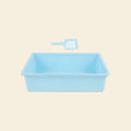 Open low-entry litter tray with scoop